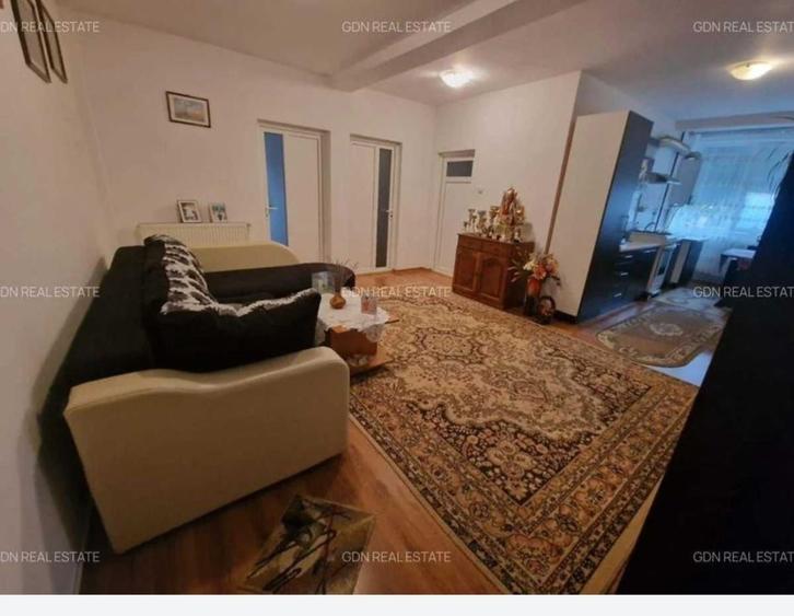 Apartament cu 3 camere semidecomandat în Central