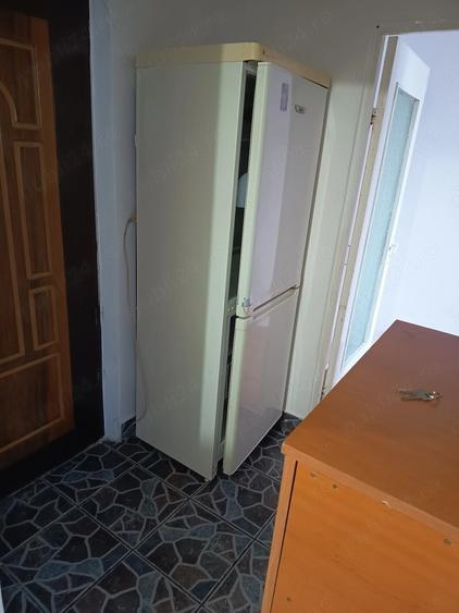 Apartament cu 2 camere decomandat în Micro 19