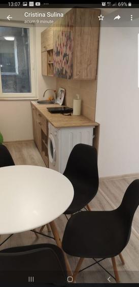 Apartament cu 2 camere nedecomandat în Central