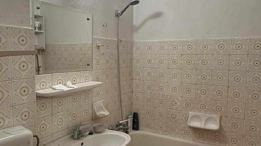 Apartament cu 3 camere semidecomandat în Nord-Vest