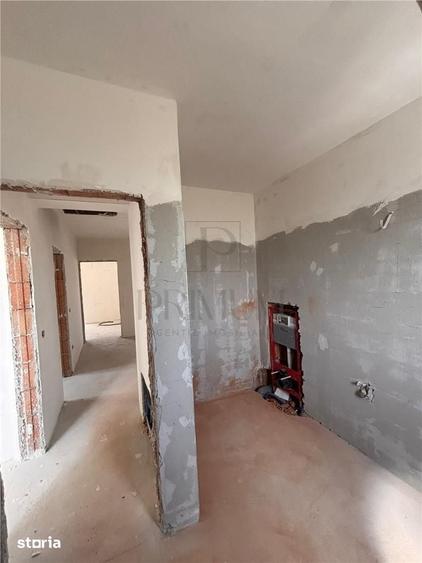 Casă cu 4 camere cu Teren 350 Mp în Central