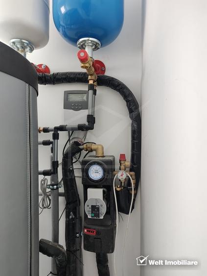Duplex cu 4 camere cu Canalizare în Dâmbul Rotund