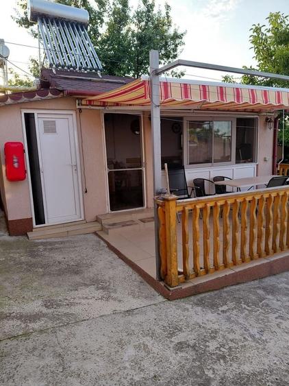 Casă cu 3 camere în Hârșova