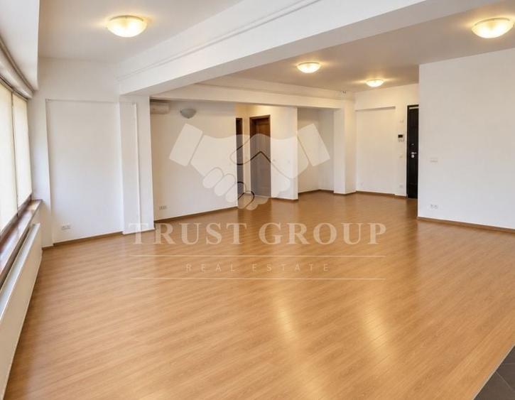 Apartament cu 3 camere decomandat în Cișmigiu