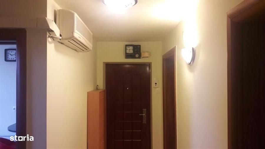 Apartament cu 3 camere în Ultracentral