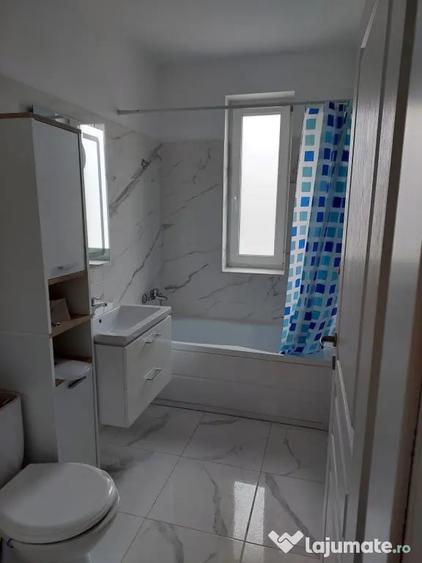 Apartament cu 2 camere decomandat în Giroc