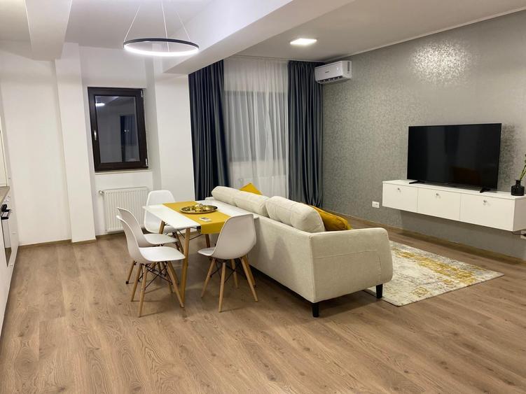 Apartament cu 2 camere semidecomandat, mobilat în Dămăroaia