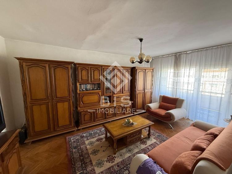 Apartament cu 2 camere decomandat în Sud