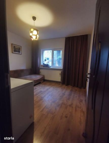 De vanzare apartament cu 3 camere - 7