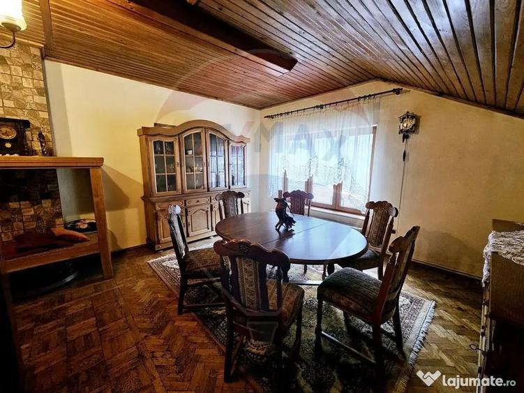 Apartament cu 3 camere decomandat în Calea București