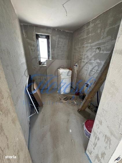Casă cu 4 camere în Luna