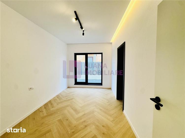 Apartament cu 4 camere în Central
