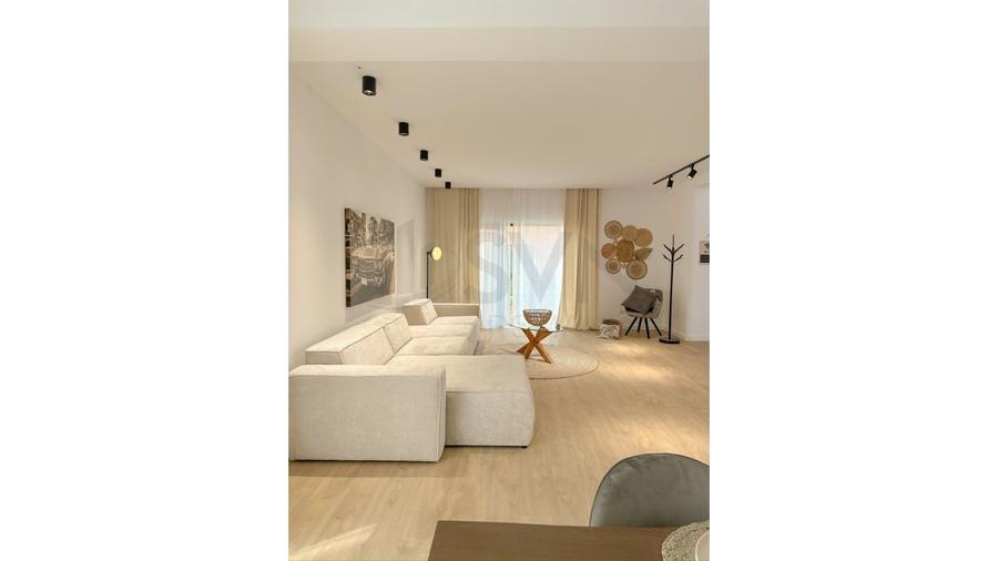 Casă individuală cu 4 camere cu Teren 325 Mp în Tunari