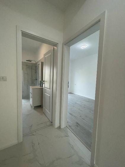Apartament cu 3 camere decomandat în Moșnița Nouă