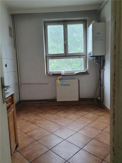 Vanzare apartament 3 camere Calea Bucuresti, etaj intermediar - 7