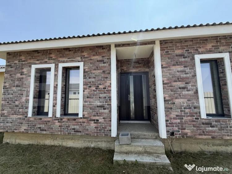 Casa cu 4 camere, 110 mp, zona Odoreu - 9