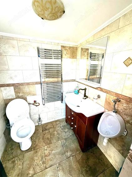 Casă cu 6 camere cu Teren 163 Mp în Lumina