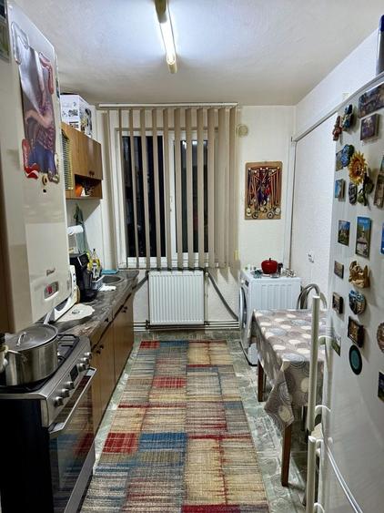Apartament cu 2 camere semidecomandat în Micro 1