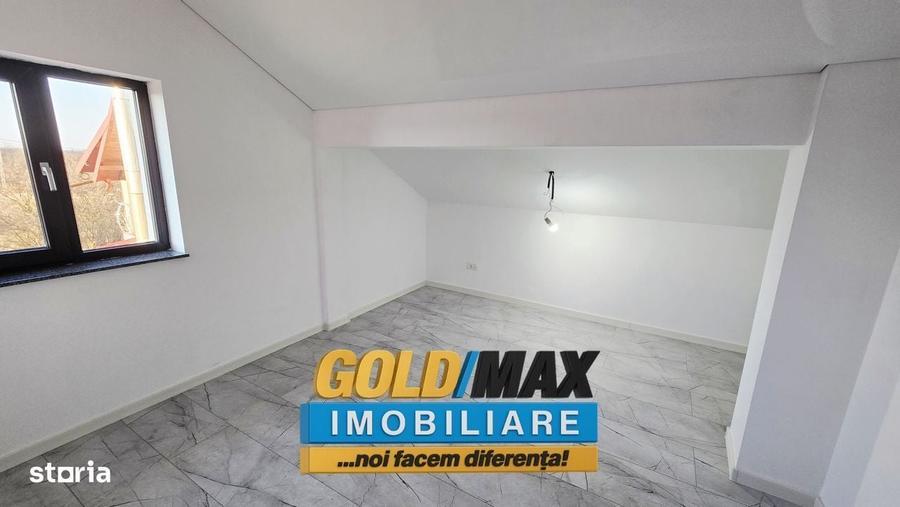 Apartament cu 4 camere în Bascov