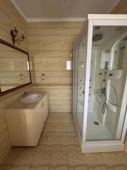 Casă individuală cu 4 camere cu Teren 315 Mp în Central