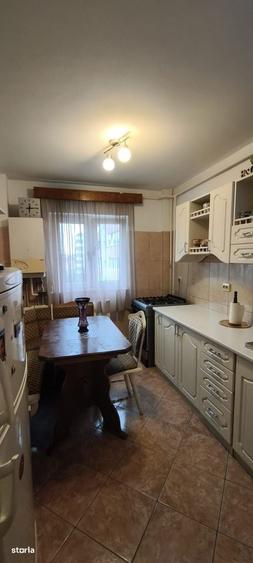 Apartament cu 2 camere decomandat în Răcădău