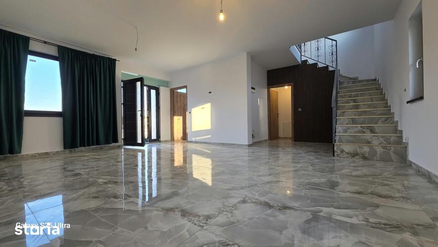 Casă cu 3 camere cu Teren 380 Mp în Bârnova