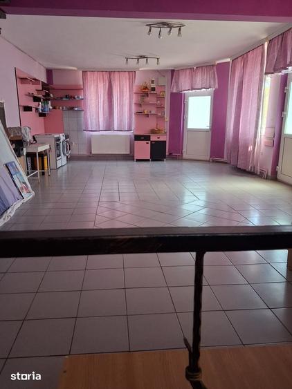 Apartament cu 2 camere în Km 4