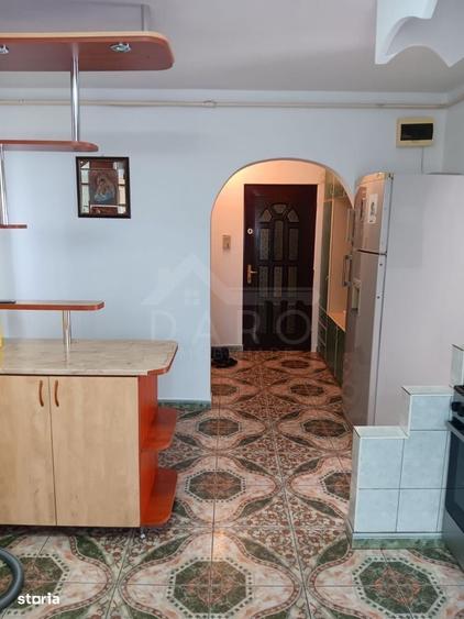 Apartament cu 3 camere în Remetea