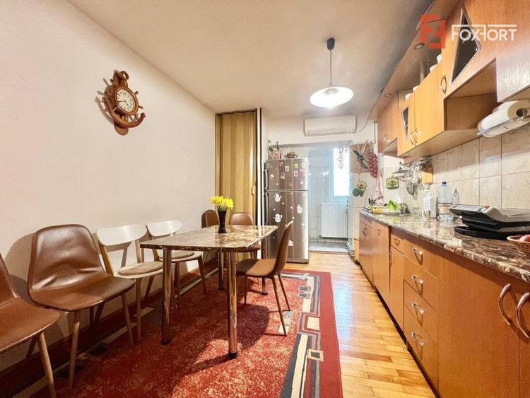 Apartament cu 3 camere decomandat, mobilat în Fabric