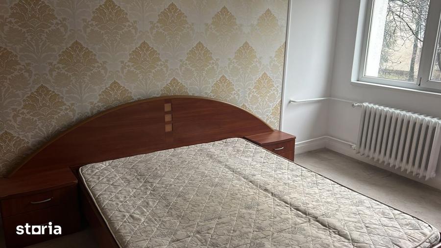 Apartament cu 2 camere, mobilat în Calea București
