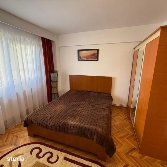 Apartament cu 3 camere în Traian