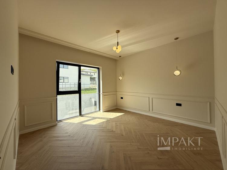 Duplex cu 4 camere cu Canalizare în Chinteni
