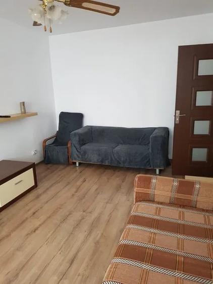 Apartament cu 3 camere decomandat, mobilat în Drumul Taberei