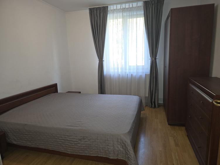 Apartament cu 2 camere semidecomandat în Trivale