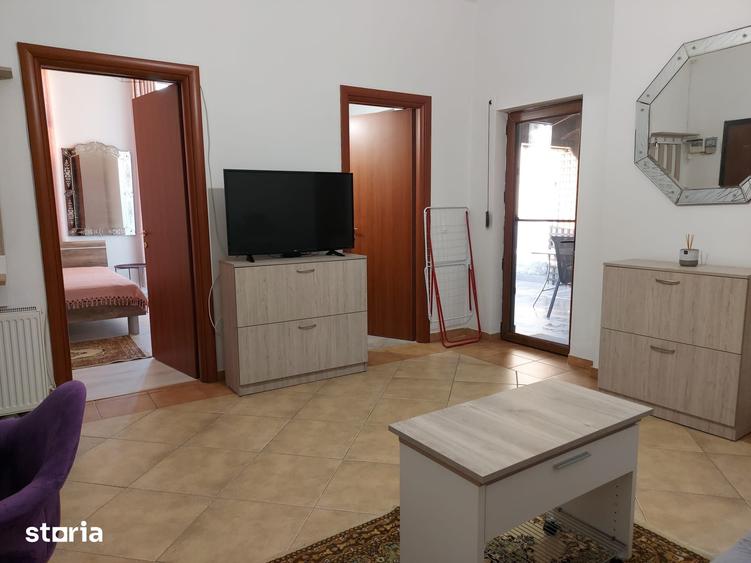 Apartament cu 2 camere decomandat în Exterior Vest