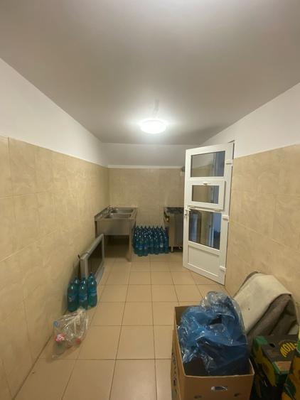 Spațiu comercial, de 90 mp, în Florești
