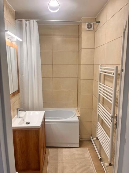 Apartament cu 2 camere decomandat în Tudor
