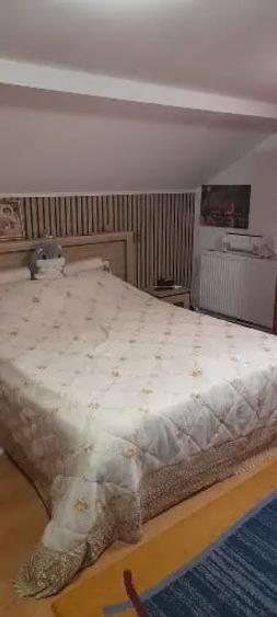 Casă cu 5 camere în Central