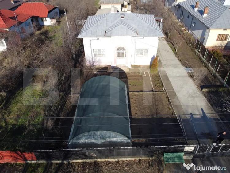 Casă cu 4 camere cu Teren 809 Mp în Central