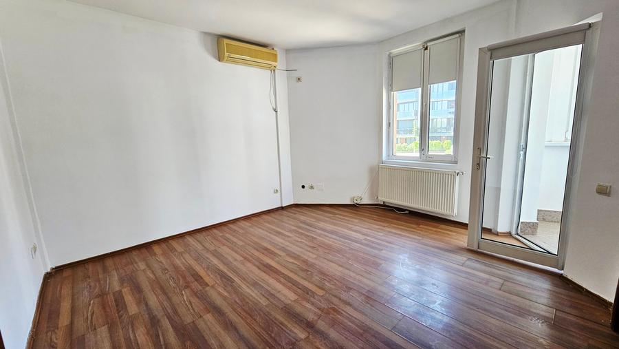 Casă cu 12 camere cu Canalizare în Băneasa