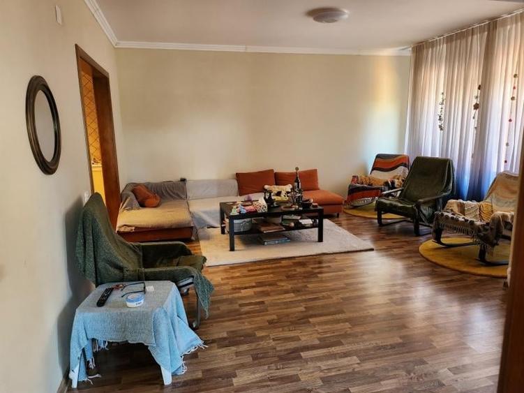 Casă cu 5 camere cu Canalizare în Dragomirești-Vale