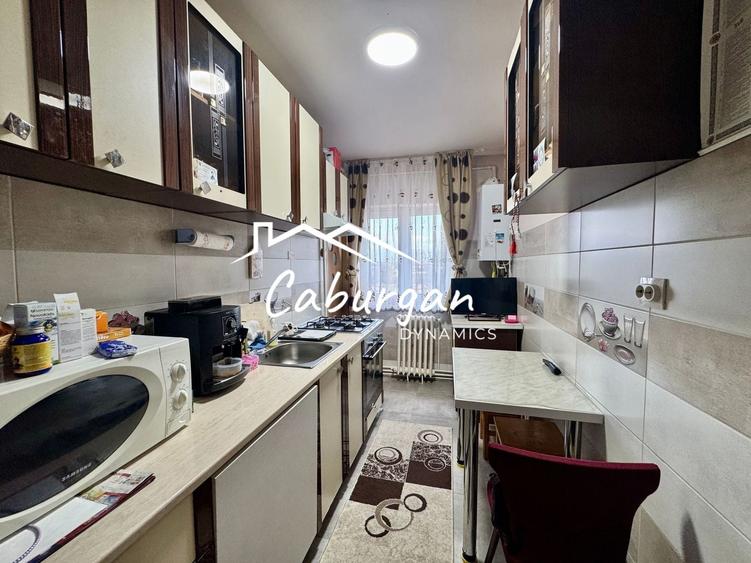 Apartament cu 2 camere decomandat în Vasile Aaron