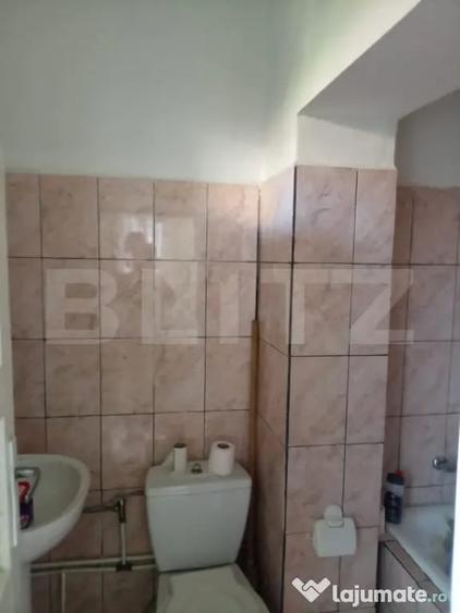 Casă cu 2 camere cu Teren 650 Mp în Central