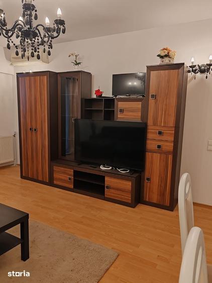 Apartament cu 3 camere decomandat în Doamna Ghica