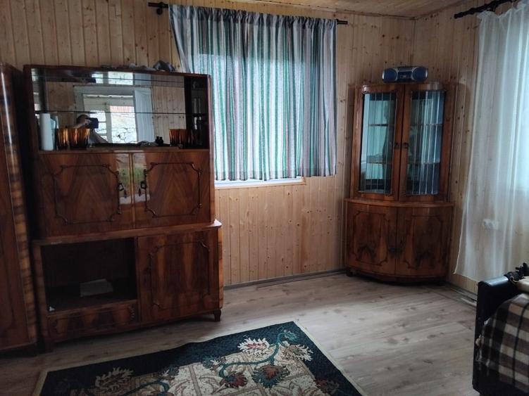 Casă cu 3 camere în Central