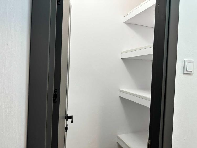 Apartament cu 2 camere semidecomandat în Cornișa