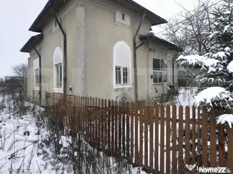 Casă cu 4 camere cu Teren 3920 Mp în Ulmi
