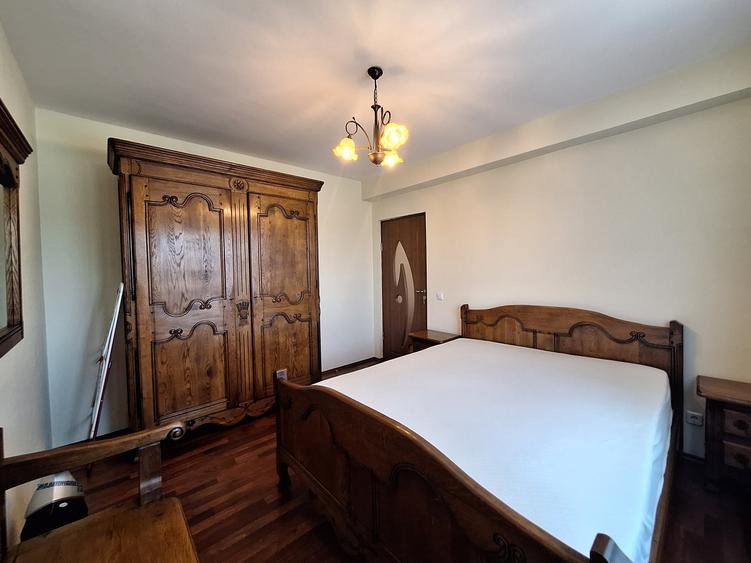 Apartament cu 2 camere semidecomandat, mobilat în Florești