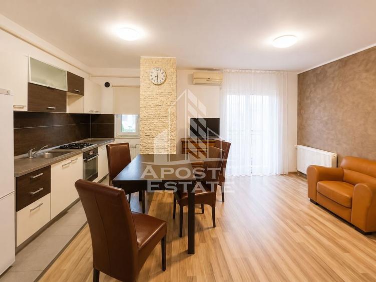 Apartament cu 2 camere semidecomandat, mobilat în Giroc