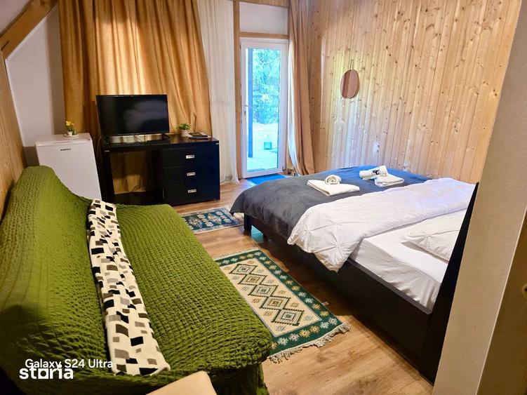 Casă cu Teren 1800 Mp în Central